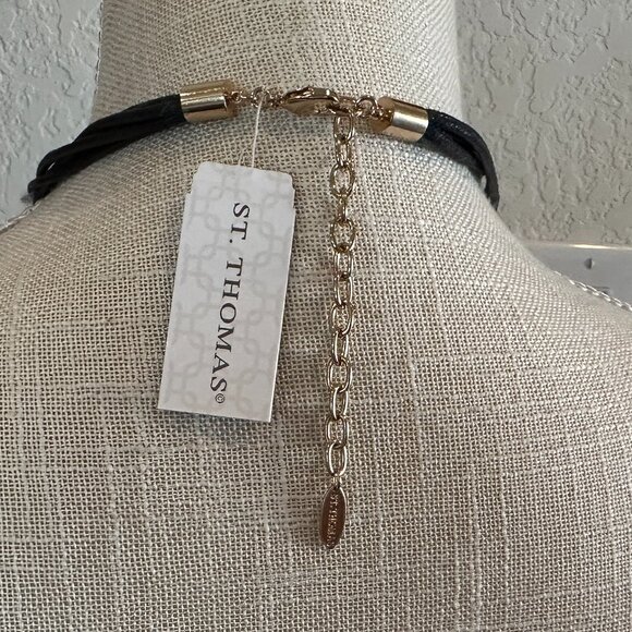 ST THOMAS 3 Strand Metallic Necklace - Picture 5 of 6